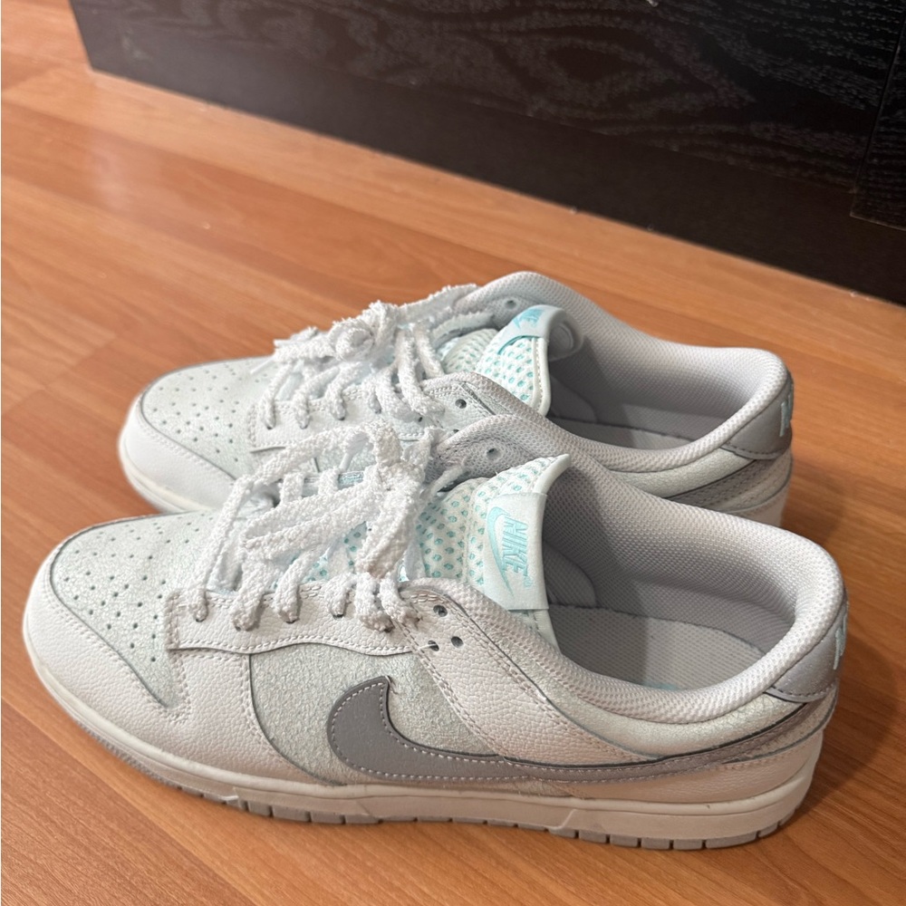 Nike Light Gray and Silver Sneakers